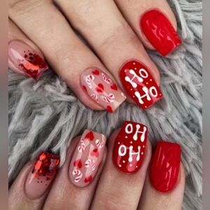 Christmas Press on Nails